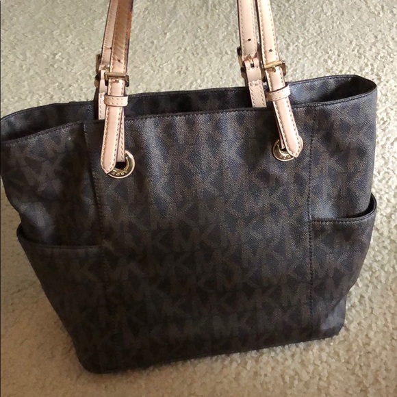 michael kors bag - Picture 3 of 8